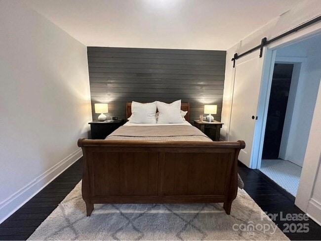 135 Estelle Rd in Mooresville, NC - Foto de edificio - Building Photo