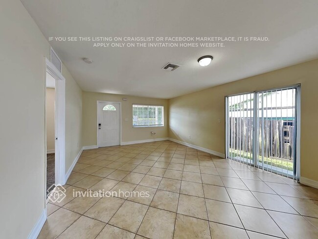 6315 Plunkett St in Hollywood, FL - Foto de edificio - Building Photo