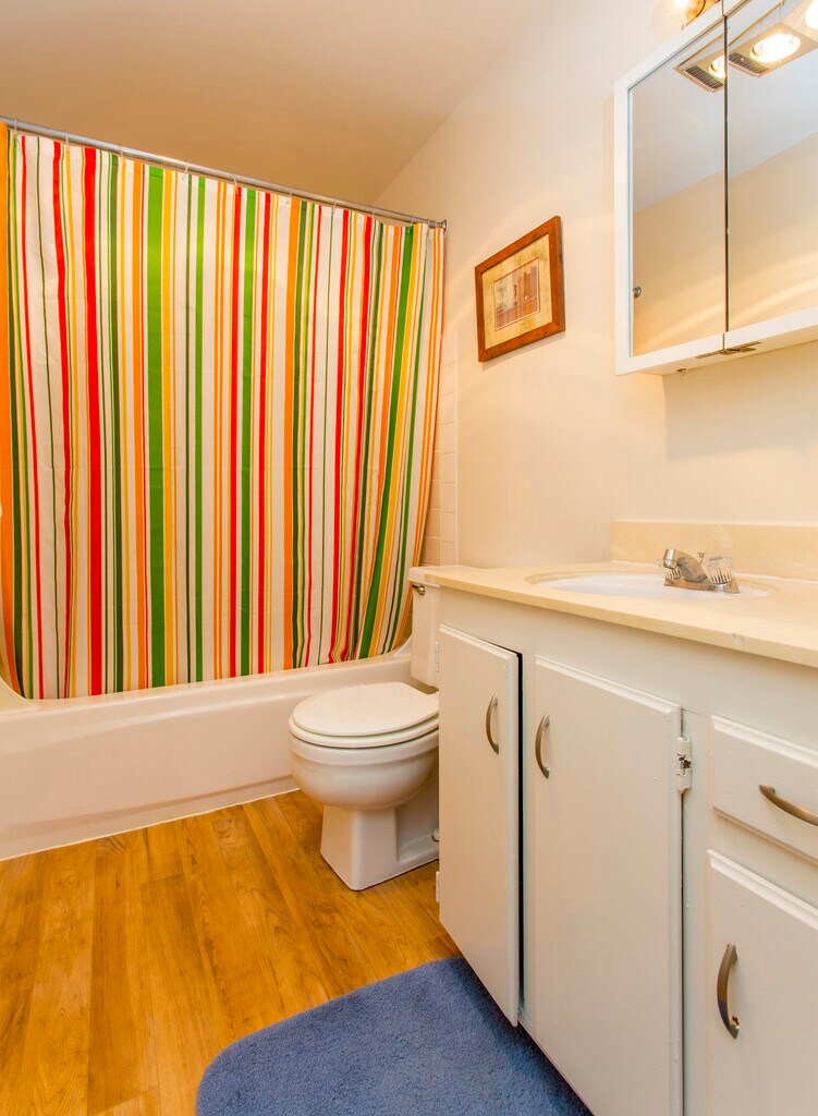 Brittany Place Apartments in Lynnwood, WA