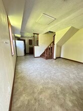 1214 E 5th St, Unit 1214 in Sedalia, MO - Building Photo - Building Photo