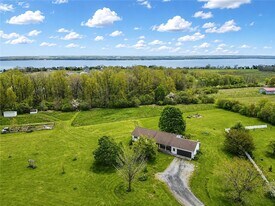 300 Turk Rd in Geneva, NY - Building Photo