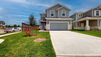 23422 Honey Spade Rd in Hockley, TX - Building Photo