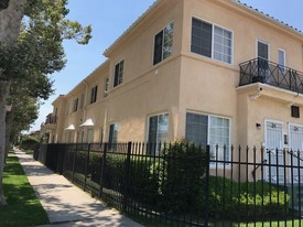 10-Unit Stocker Apartments