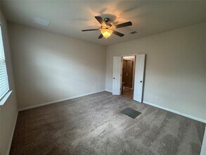 11809 Sandy Lodge Ct in Manor, TX - Building Photo - Building Photo