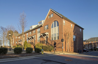 129 Steinbeck Way Apartments