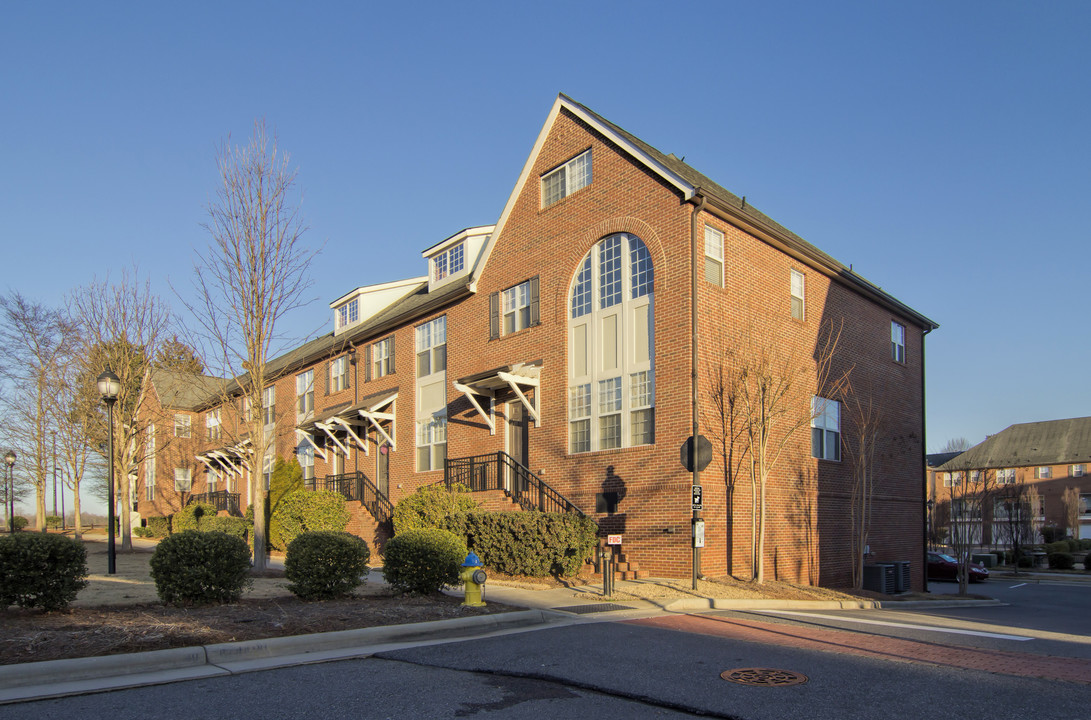 129 Steinbeck Way in Mooresville, NC - Building Photo