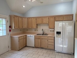 1621 Greenbrier Dr in Cape Girardeau, MO - Building Photo - Building Photo