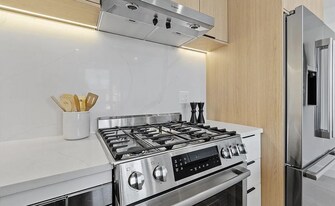 145 5th St, Unit 131-4 in Cambridge, MA - Building Photo