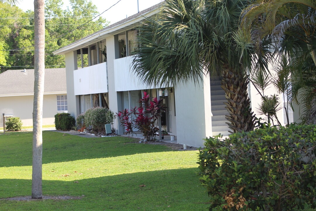 Sunquest Apartments in Vero Beach, FL - Foto de edificio