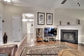 201 Brookstone Dr SW in Calhoun, GA - Building Photo - Building Photo