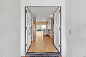 25121 Rivendell Dr in Lake Forest, CA - Building Photo - Building Photo