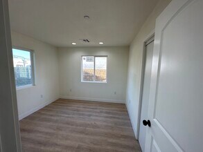 10730 Crockett St in Los Angeles, CA - Building Photo - Building Photo