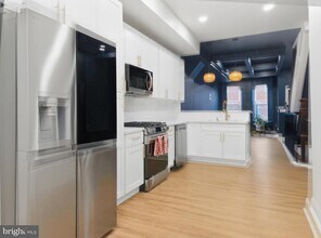 2321 McCulloh St in Baltimore, MD - Foto de edificio - Building Photo