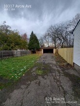 10317 Avon Ave in Cleveland, OH - Foto de edificio - Building Photo