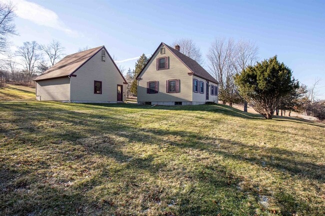 396 Prindle Rd in Charlotte, VT - Building Photo - Building Photo