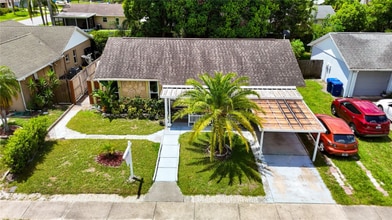 7677 Montague Loop in New Port Richey, FL - Building Photo - Building Photo