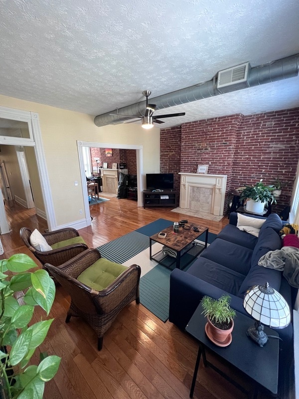property at 3714 Penn Ave