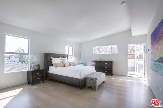 613 6th Ave in Los Angeles, CA - Building Photo - Building Photo