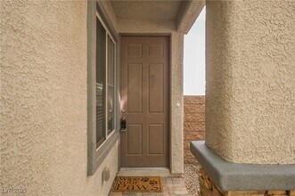 10612 Nantucket Ridge Ave in Las Vegas, NV - Building Photo - Building Photo