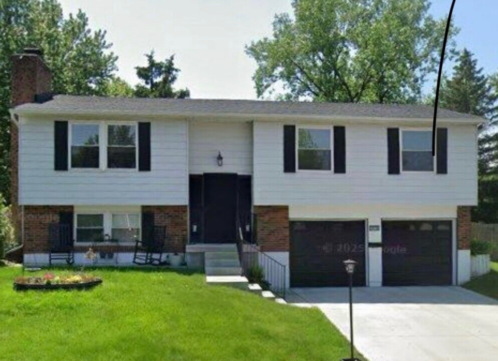 4130 Bronze Leaf Ct in Dayton, OH - Building Photo
