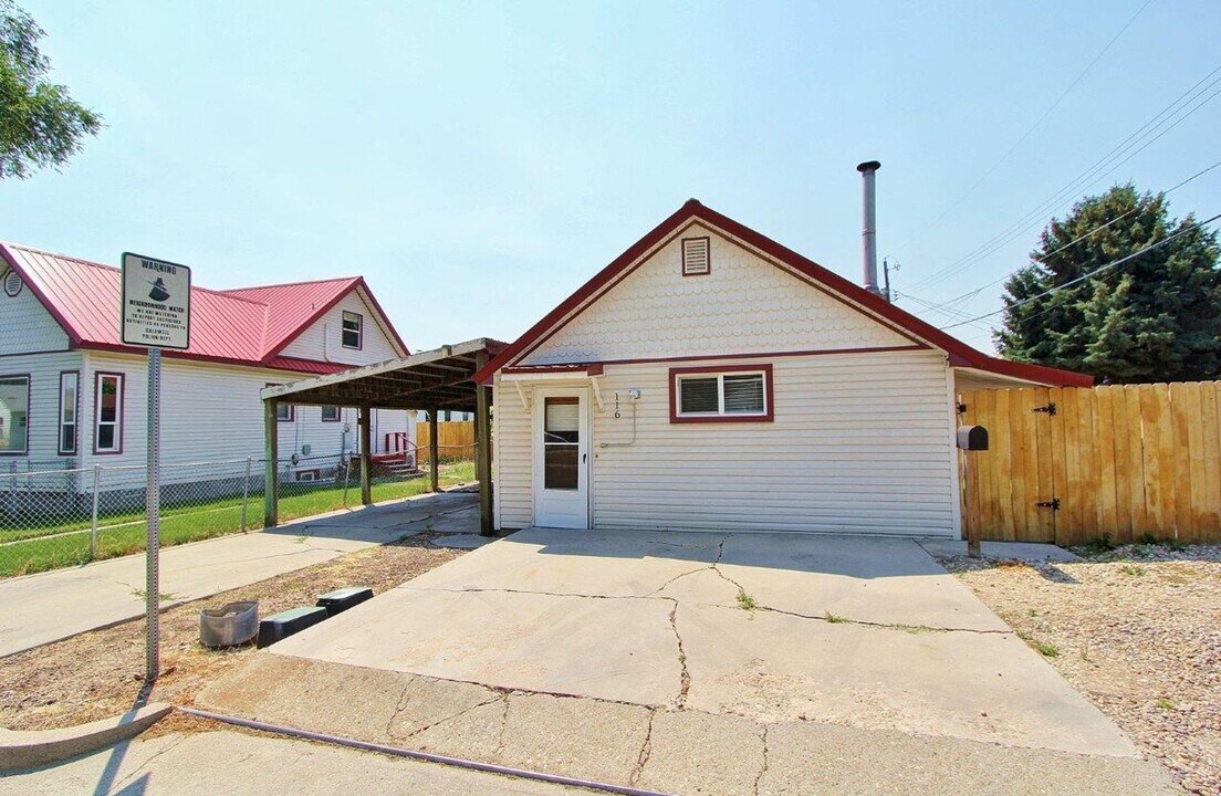 116 E Morrison St in Caldwell, ID - Building Photo