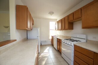 808 Green Bay Rd, Unit J00P in Winnetka, IL - Foto de edificio - Building Photo