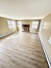 30 Spruce St in Clinton, MA - Building Photo - Building Photo