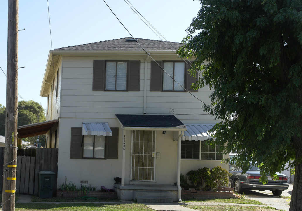 15256-15258 Upton Ave in San Leandro, CA - Building Photo