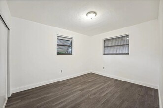 6144 SW 30th St, Unit E in Miramar, FL - Building Photo - Building Photo
