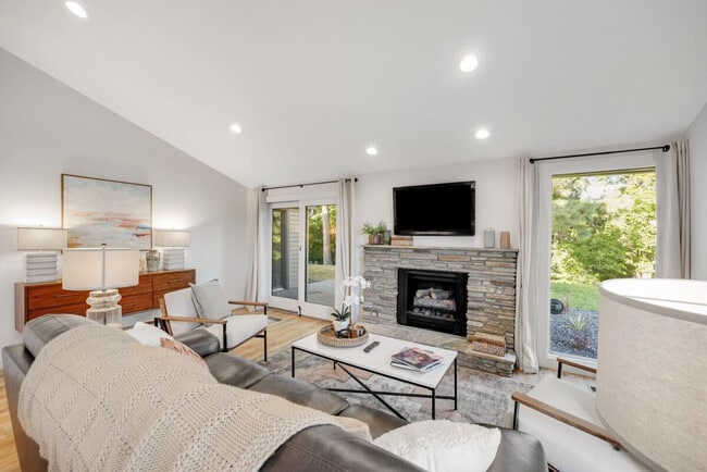 property at 2890 N Mountain Rd