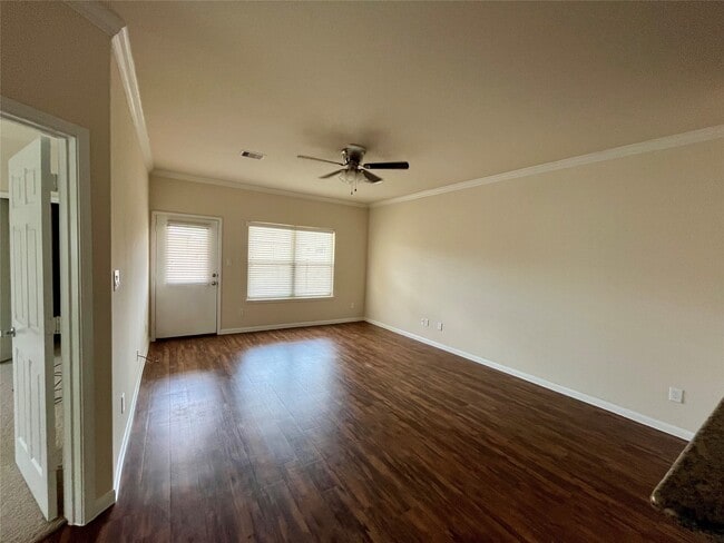 property at 1110 N Colbert St