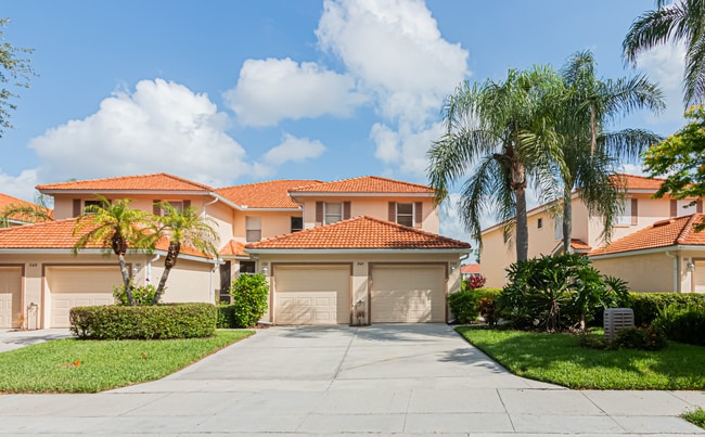 property at 260 Robin Hood Cir