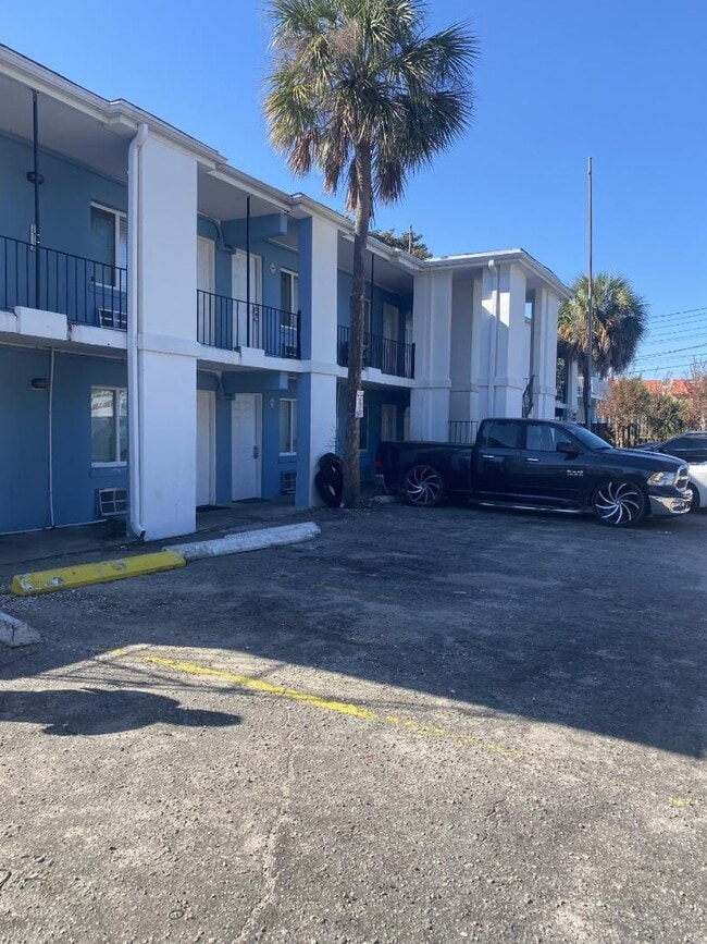 property at 403 14th Ave S