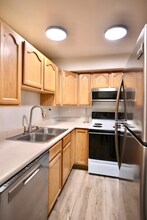 7016 Weimer Rd in Anchorage, AK - Building Photo - Building Photo