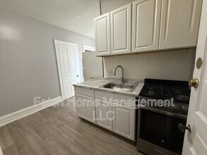 106 S Pershing Ave in York, PA - Foto de edificio - Building Photo