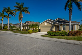 8381 Karpeal Dr in Sarasota, FL - Building Photo - Building Photo