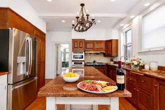 671 Prospect St in New Haven, CT - Building Photo - Building Photo