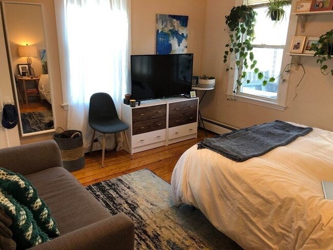 17 Endicott Ave, Unit 6