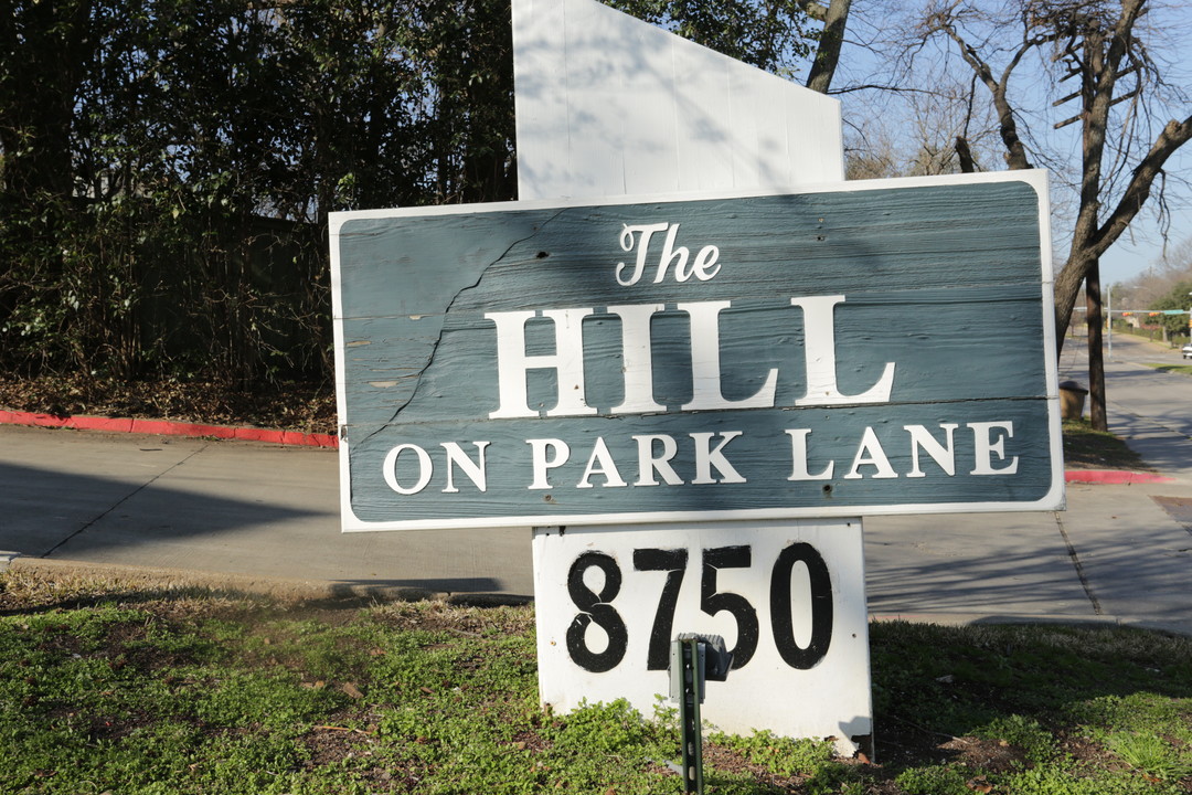 Hill On Park Lane in Dallas, TX - Foto de edificio