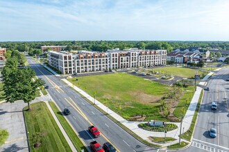 Aventon Annapolis in Annapolis, MD - Foto de edificio - Building Photo