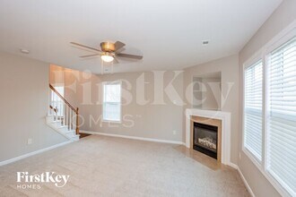 3806 Old Stoney Creek Ct in Charlotte, NC - Building Photo - Building Photo