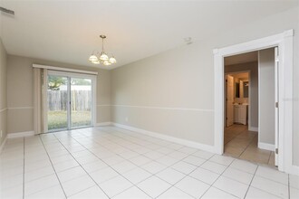 717 West Ct in Longwood, FL - Building Photo - Building Photo