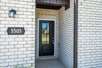 5505 Blue Jay Cir in Helena, AL - Building Photo - Building Photo