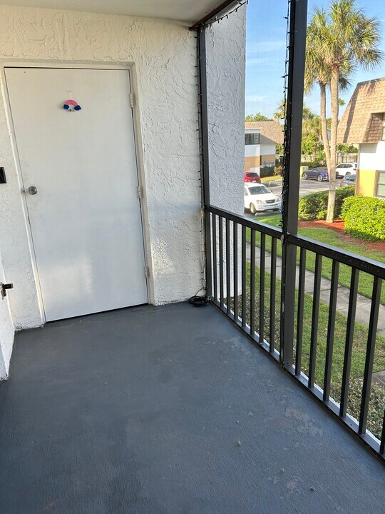 2700 N Highway A1A, Unit Bldg 20 201 in Indialantic, FL - Building Photo
