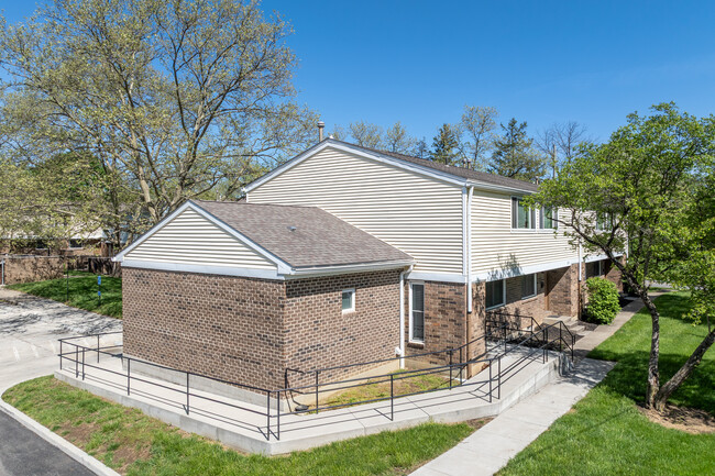 Ohio Townhouses in Columbus, OH - Foto de edificio - Primary Photo