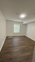 184 S 8th St, Unit 1 in Newark, NJ - Building Photo - Building Photo