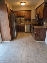 15021 Westchester Cir in Omaha, NE - Building Photo - Building Photo