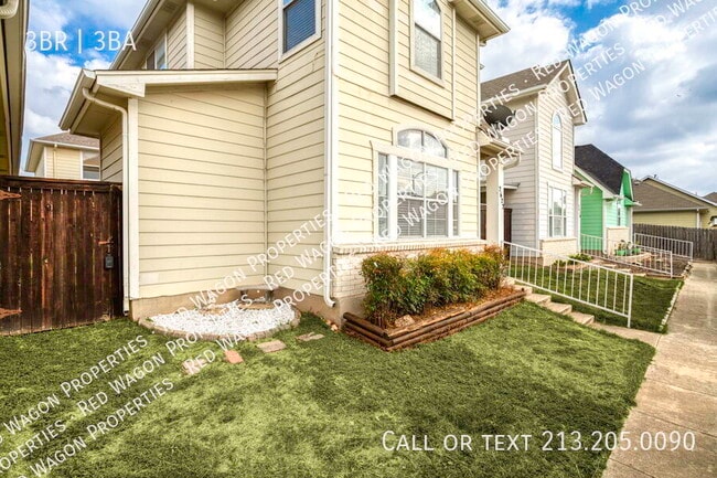 property at 2622 Crown Hollow