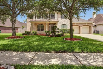 2416 Spoonbill Dr in League City, TX - Building Photo - Building Photo
