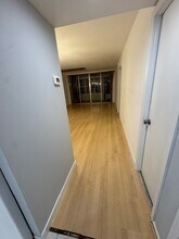 9460 Poinciana Pl, Unit 405 in Davie, FL - Foto de edificio - Building Photo